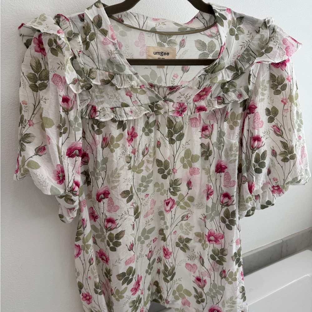 Umgee Pink and Green Floral Ruffle Blouse size L